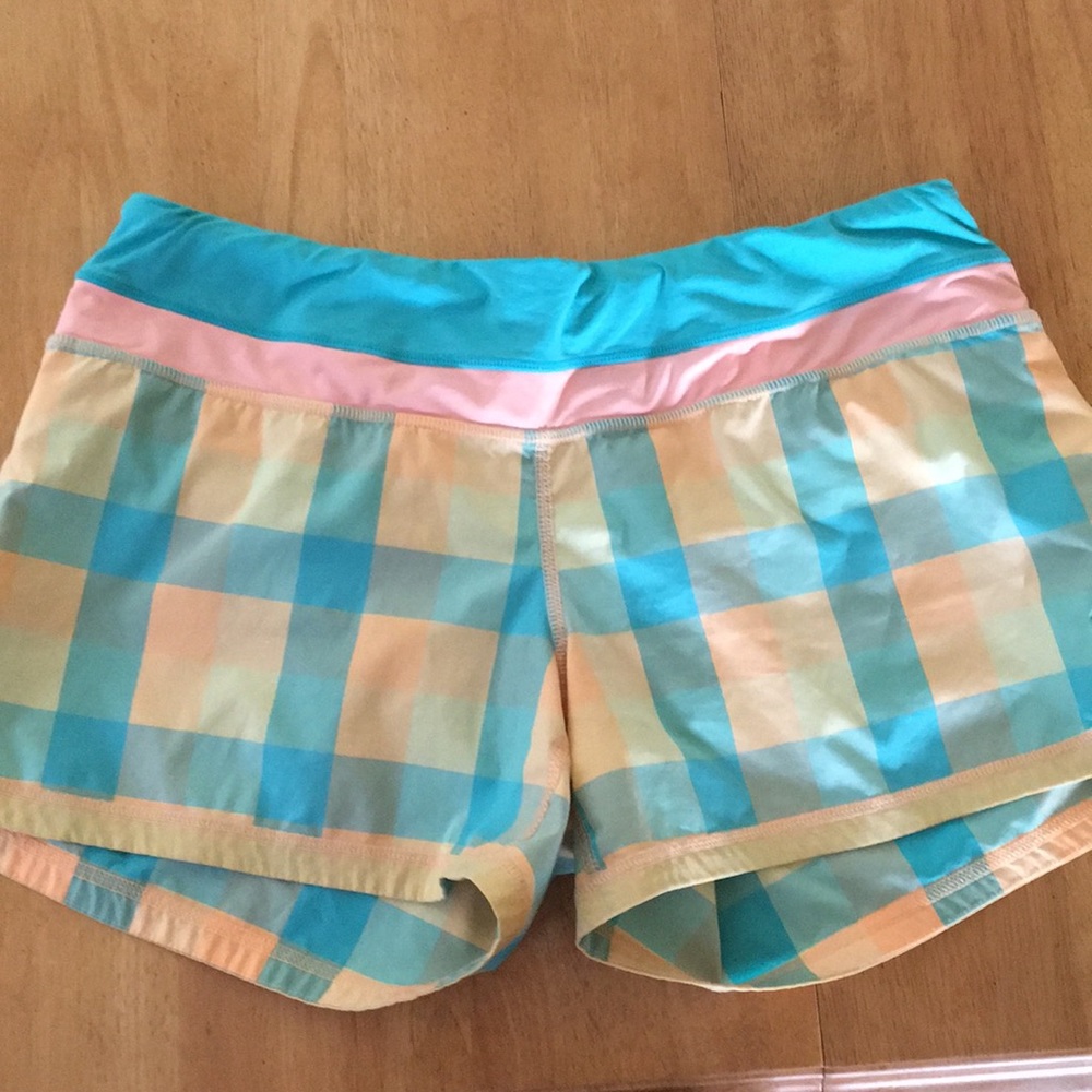 Lululemon plaid shorts